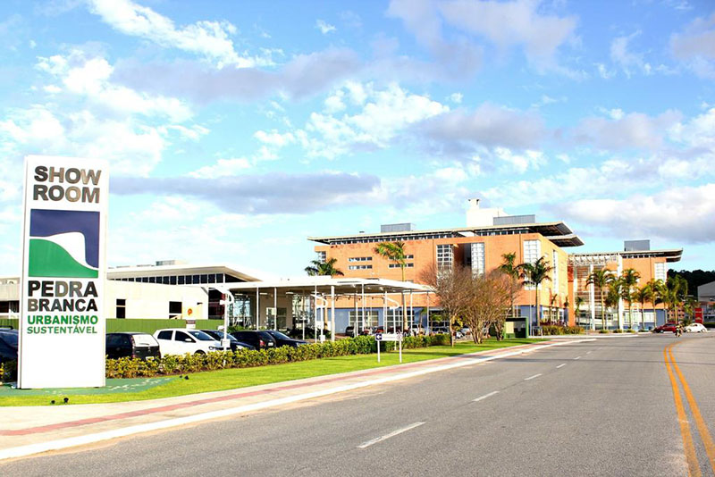 Condominio Pedra Branca 01