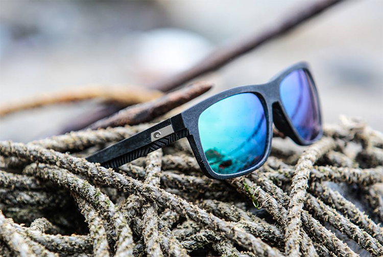 Marca reaproveita redes de pesca e produz skates e óculos de sol