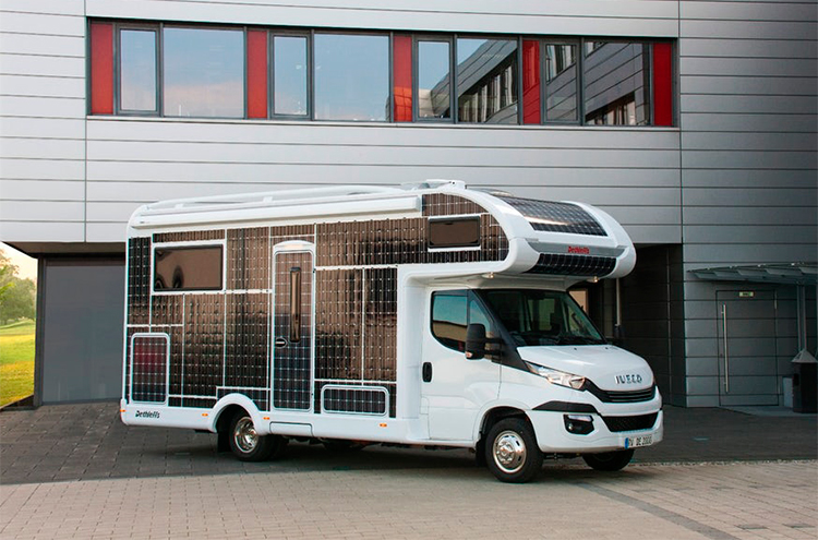 motorhome é movido a energia solar